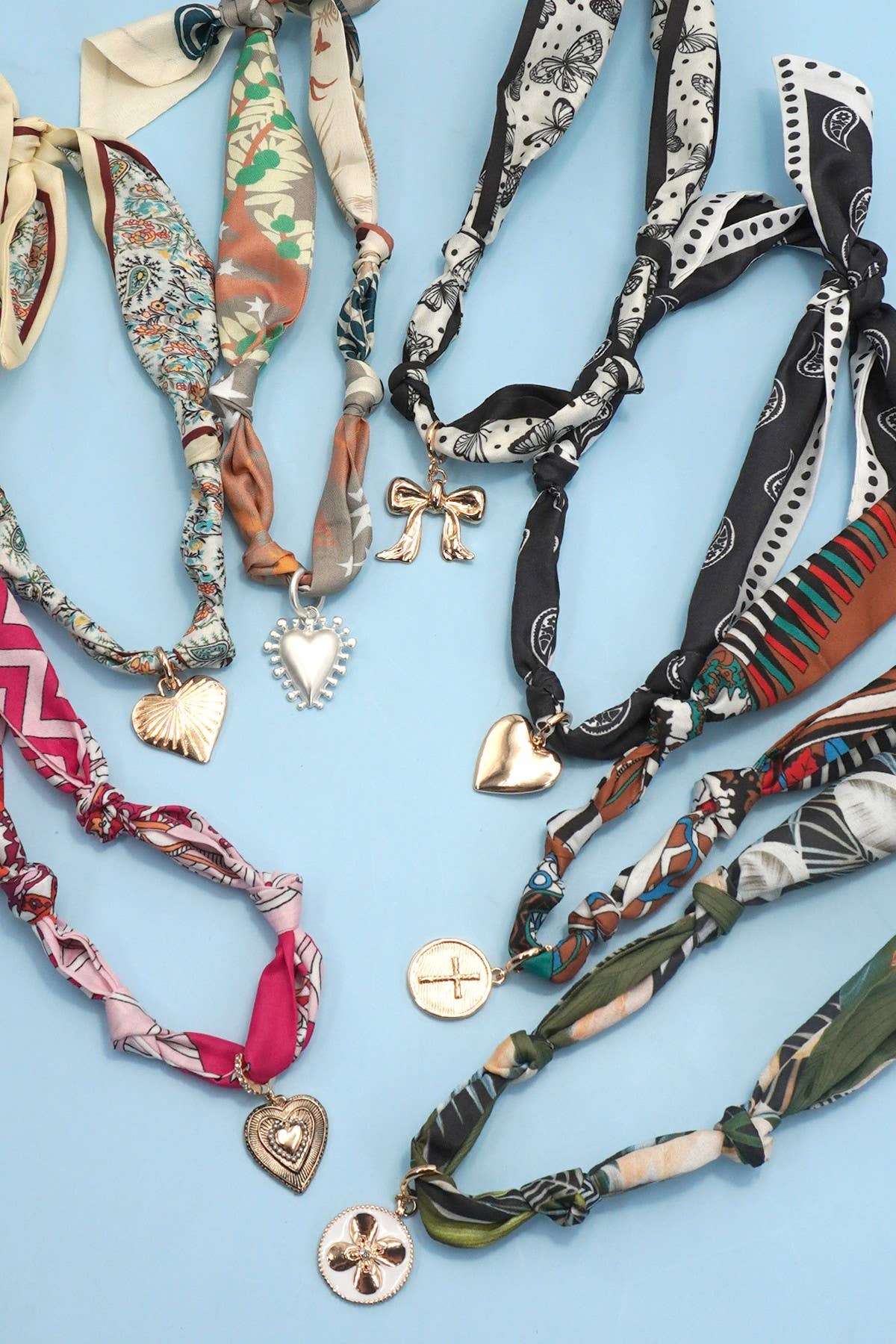 Handcrafted Scarf Interchangeable Charm Necklace | 80N92095