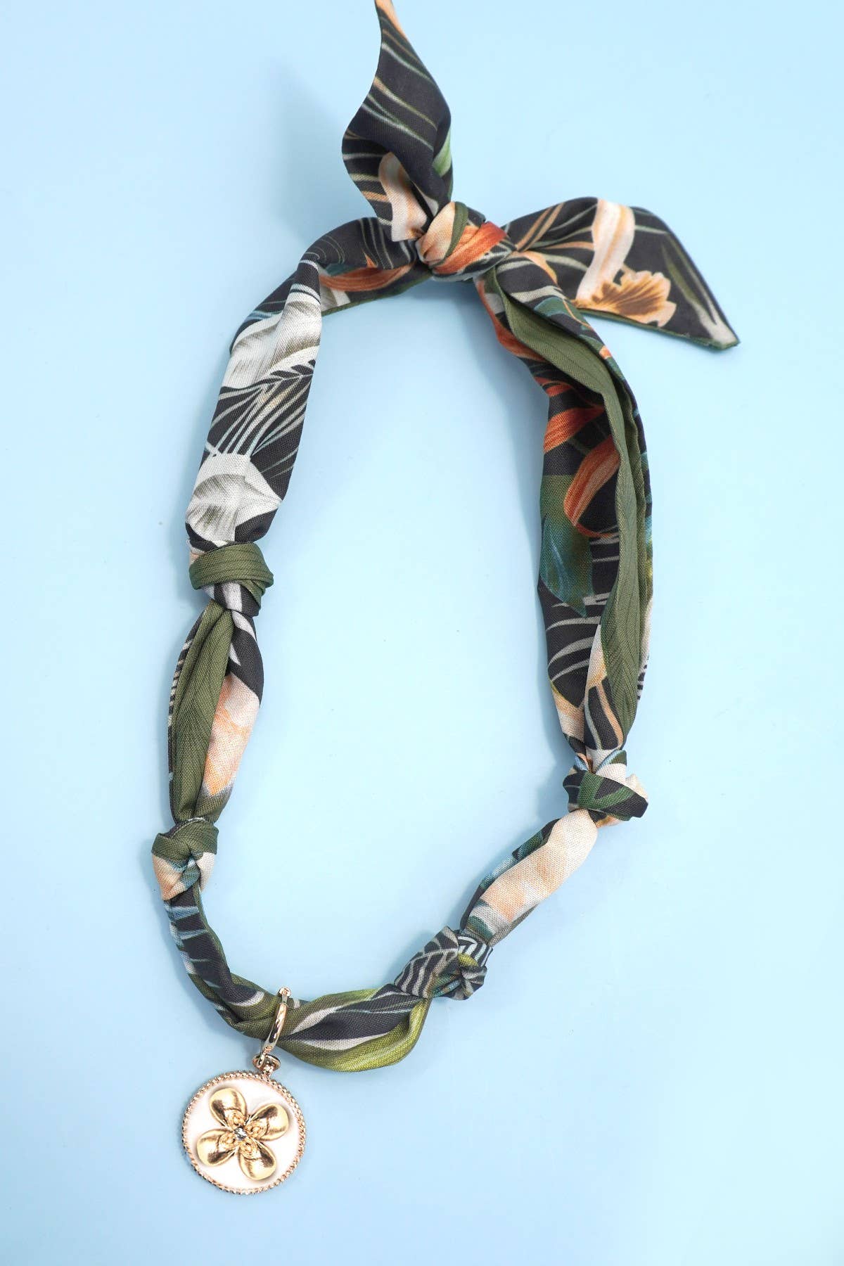 Handcrafted Scarf Interchangeable Charm Necklace | 80N92095